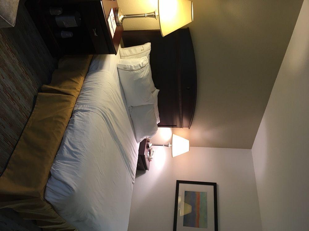 Holiday Inn Express West Jefferson By Ihg Exterior foto